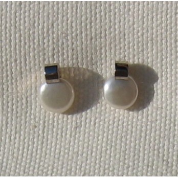 Boucles d'oreilles diverses, or - perles - saphirs Boucles d'oreille